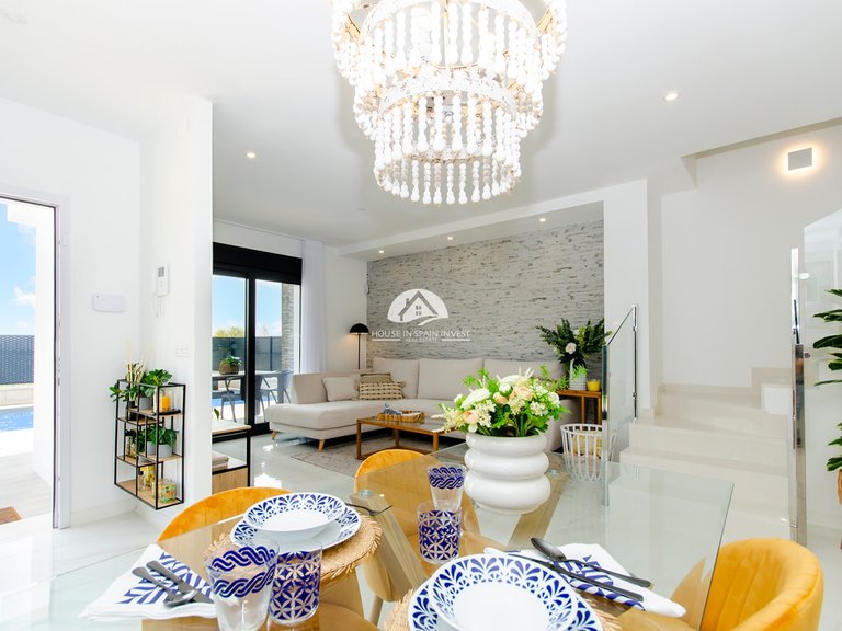 Villa for Sale in Vistabella Vistabella Golf, Alicante 15