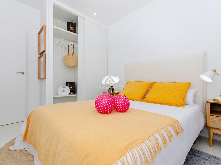 Villa for Sale in Vistabella Vistabella Golf, Alicante 21