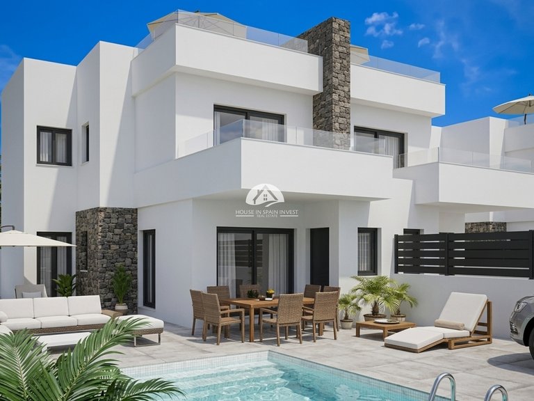 Villa for Sale in Vistabella Vistabella Golf, Alicante 1