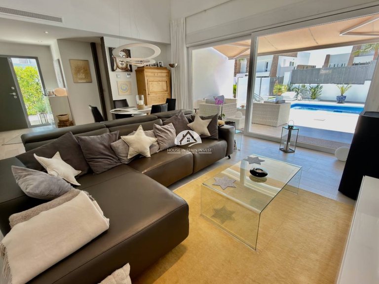 Villa for Sale in Algorfa - La Finca Golf Algorfa - La Finca Golf, Alicante 3