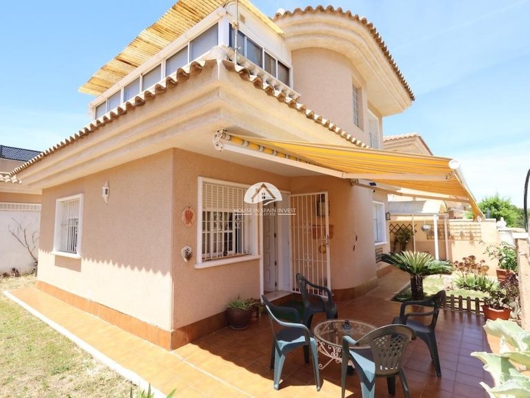 Villa for Sale in Los Balcones Torrevieja, Alicante 1