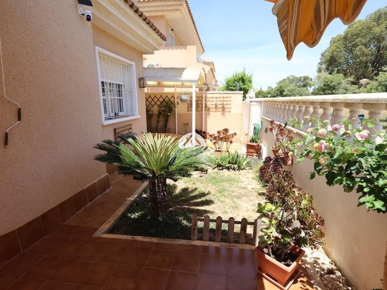 Villa for Sale in Los Balcones Torrevieja, Alicante 19
