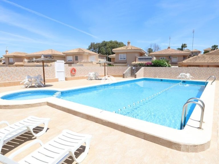 Villa for Sale in Los Balcones Torrevieja, Alicante 24