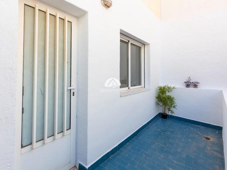 Apartment for Sale in Puerto Deportivo Torrevieja, Alicante 10