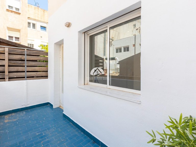 Apartment for Sale in Puerto Deportivo Torrevieja, Alicante 11