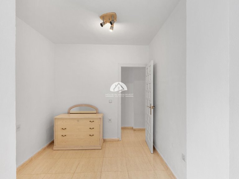 Apartment for Sale in Puerto Deportivo Torrevieja, Alicante 15