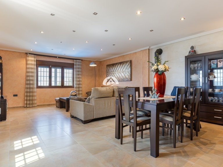 Villa for Sale in Los Montesinos Los Montesinos, Alicante 4