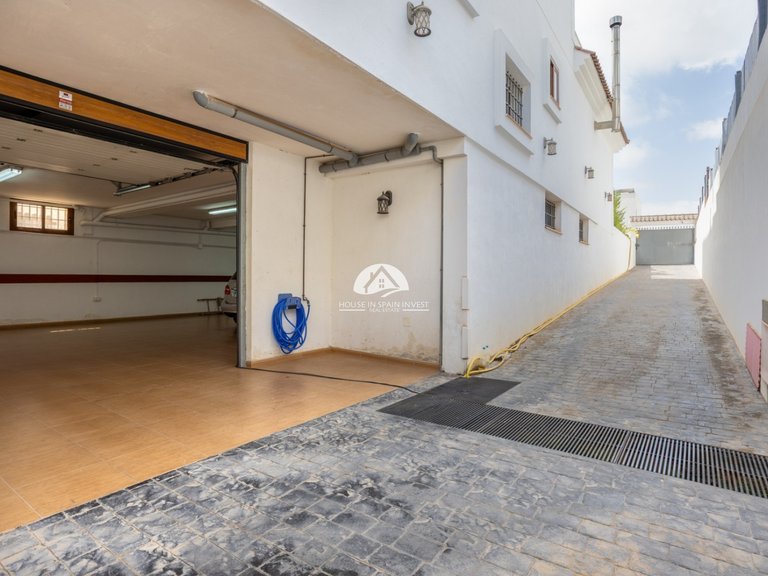 Villa for Sale in Los Montesinos Los Montesinos, Alicante 26