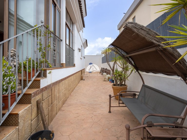 Villa for Sale in Los Montesinos Los Montesinos, Alicante 42