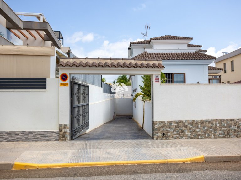 Villa for Sale in Los Montesinos Los Montesinos, Alicante 49