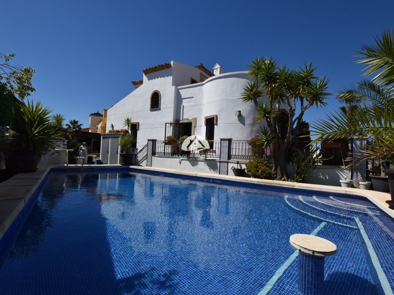 Villa for Sale in Algorfa - La Finca Golf Algorfa - La Finca Golf, Alicante 1