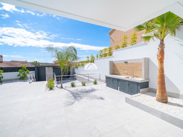 Villa for Sale in Ciudad Quesada Rojales - Ciudad Quesada, Alicante 6
