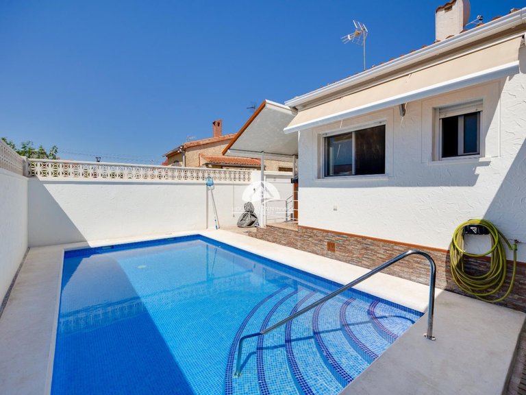 Villa for Sale in La Marina San Fulgencio, Alicante 12