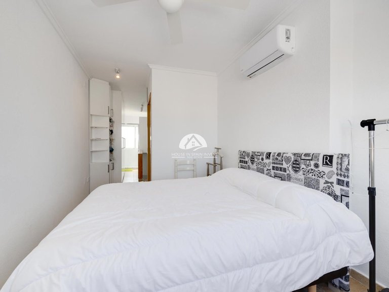 Villa for Sale in La Marina San Fulgencio, Alicante 35