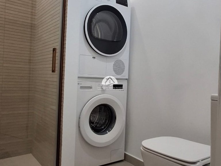 Apartment for Sale in El Acequion - Los Náufragos Torrevieja, Alicante 12