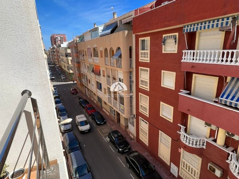Apartment for Sale in Playa de los Locos Torrevieja, Alicante 1
