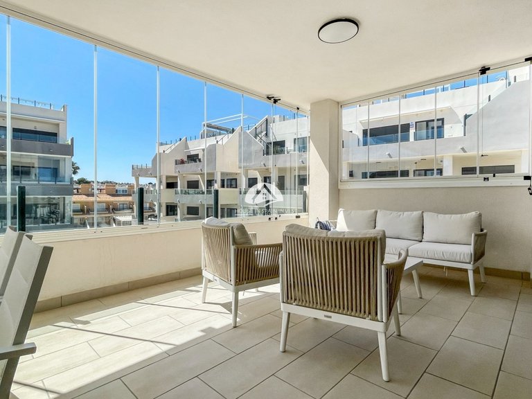 Apartment for Sale in Villamartín - Las Filipinas Orihuela Costa, Alicante 2