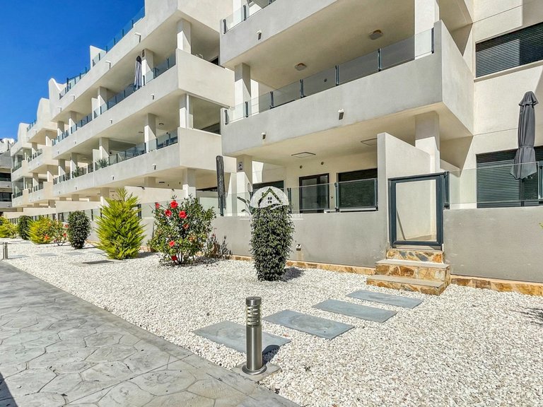 Apartment for Sale in Villamartín - Las Filipinas Orihuela Costa, Alicante 20