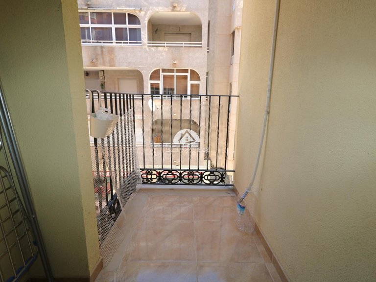 Apartment for Sale in El Acequion - Los Náufragos Torrevieja, Alicante 10