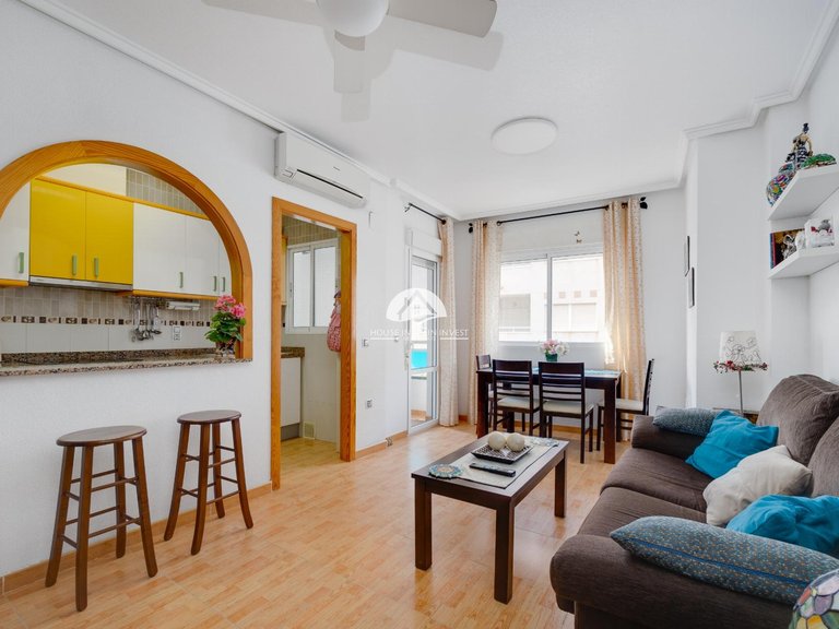 Apartment for Sale in El Acequion - Los Náufragos Torrevieja, Alicante 1