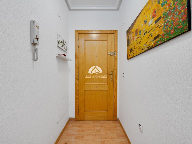 Apartment for Sale in El Acequion - Los Náufragos Torrevieja, Alicante 2