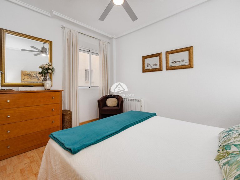 Apartment for Sale in El Acequion - Los Náufragos Torrevieja, Alicante 13