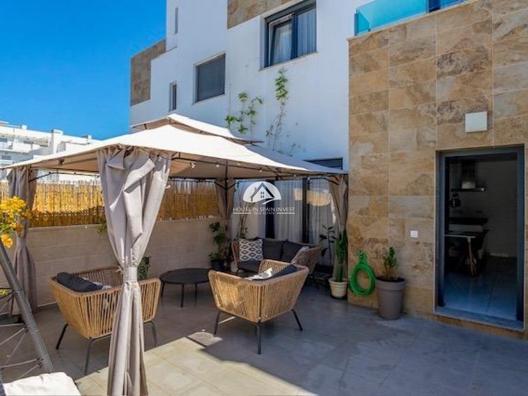 Town House for Sale in Villamartín - Las Filipinas Orihuela Costa, Alicante 1