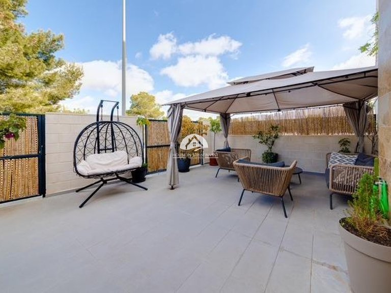 Town House for Sale in Villamartín - Las Filipinas Orihuela Costa, Alicante 3