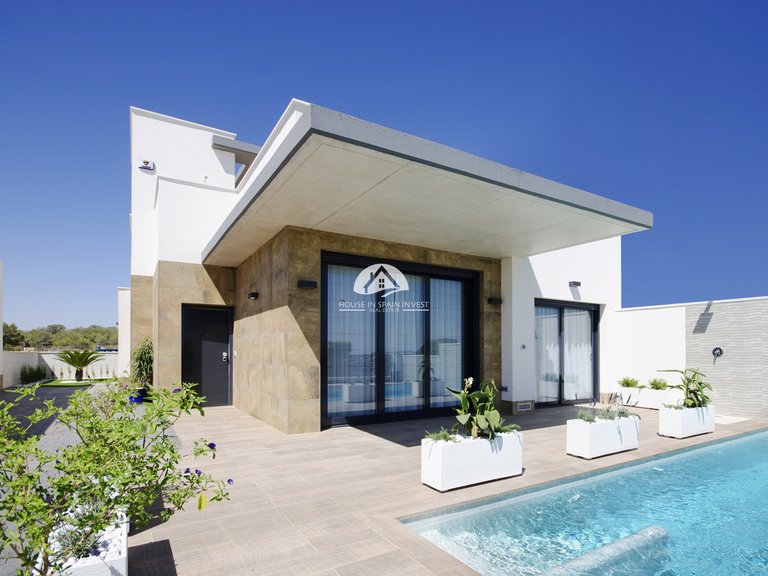 Villa for Sale in San Miguel de Salinas San Miguel De Salinas, Alicante 2