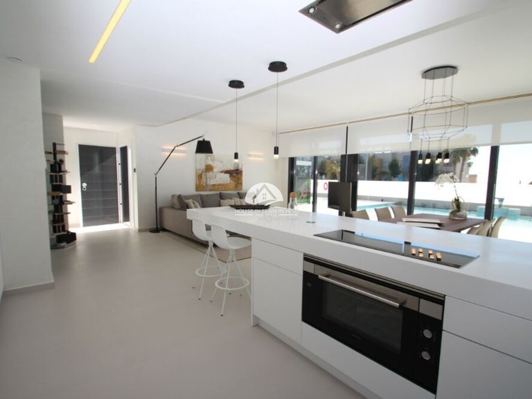 Villa for Sale in San Miguel de Salinas San Miguel De Salinas, Alicante 5