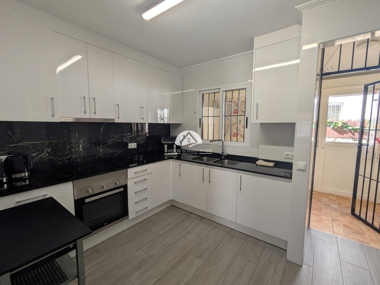 Town House for Sale in Playa Flamenca Orihuela Costa, Alicante 11