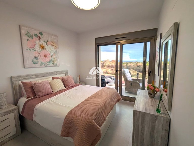 Villa for Sale in Villamartín - Las Filipinas Orihuela Costa, Alicante 15