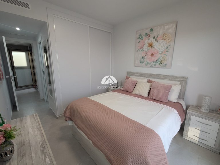 Villa for Sale in Villamartín - Las Filipinas Orihuela Costa, Alicante 16