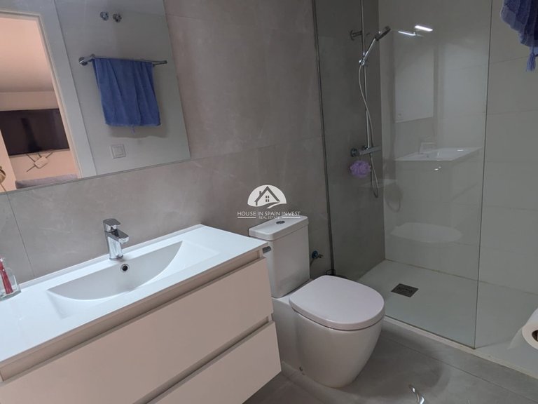 Villa for Sale in Villamartín - Las Filipinas Orihuela Costa, Alicante 28