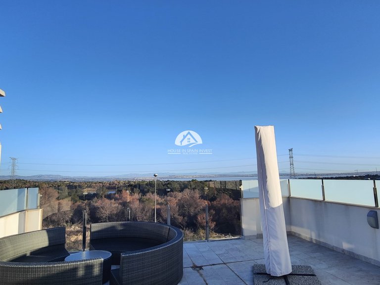 Villa for Sale in Villamartín - Las Filipinas Orihuela Costa, Alicante 38