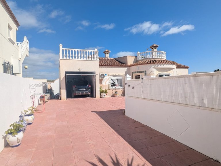 Villa for Sale in San Miguel de Salinas San Miguel De Salinas, Alicante 6