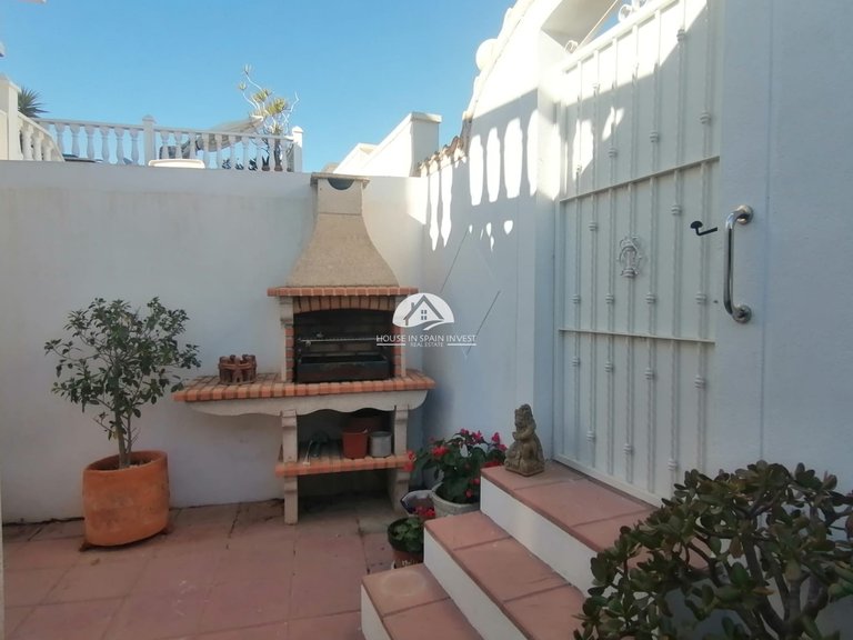 Villa for Sale in San Miguel de Salinas San Miguel De Salinas, Alicante 46