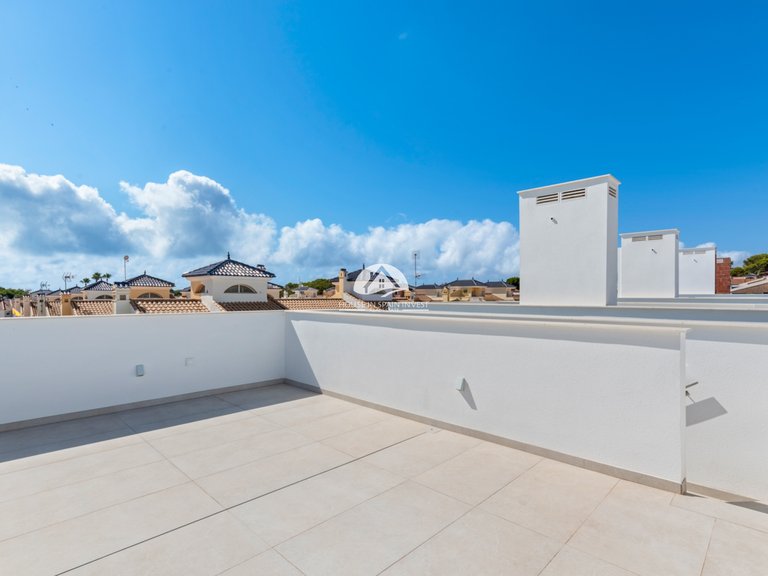 Villa for Sale in Pilar de la Horadada Pilar De La Horadada, Alicante 4