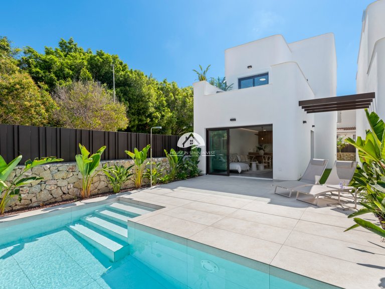 Villa for Sale in Pilar de la Horadada Pilar De La Horadada, Alicante 11