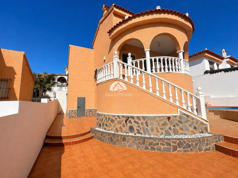 Villa for Sale in Ciudad Quesada Rojales - Ciudad Quesada, Alicante 6