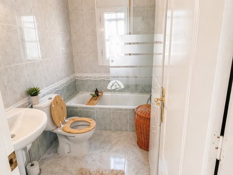 Villa for Sale in Ciudad Quesada Rojales - Ciudad Quesada, Alicante 12