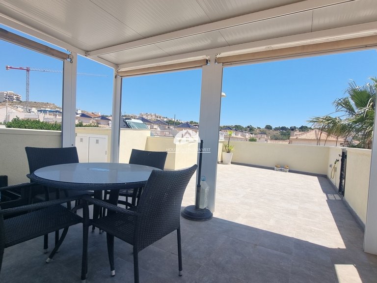 Villa for Sale in Ciudad Quesada Rojales - Ciudad Quesada, Alicante 8