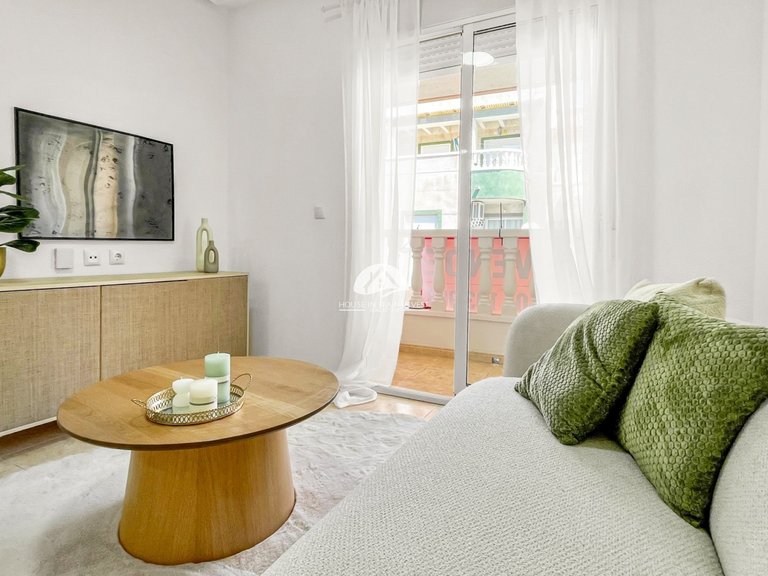 Apartment for Sale in Playa de los Locos Torrevieja, Alicante 2
