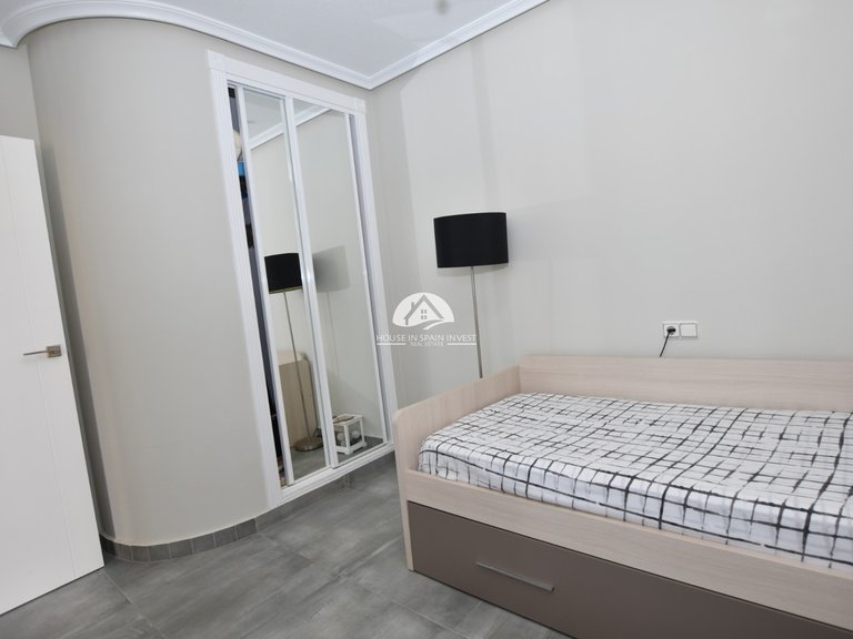Villa for Sale in Villamartín - Las Filipinas Orihuela Costa, Alicante 15