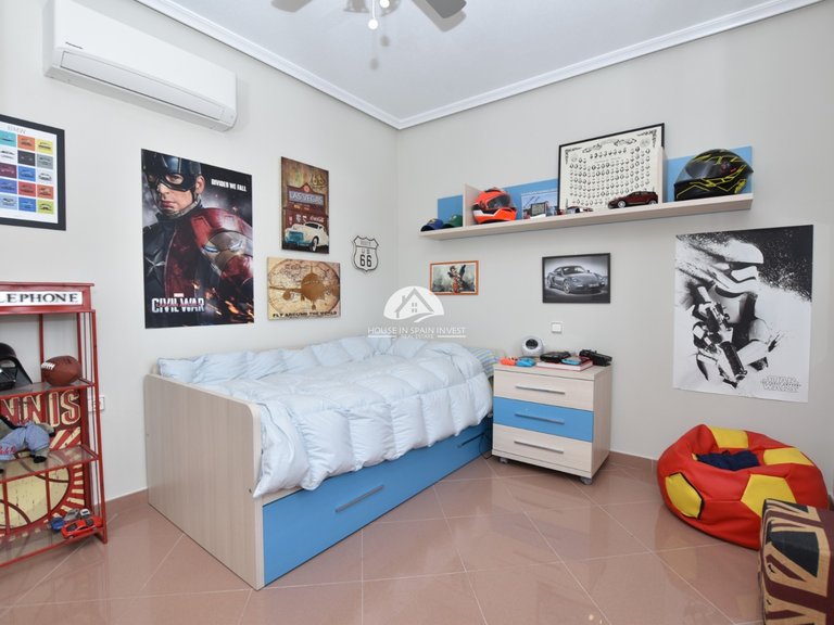 Villa for Sale in Villamartín - Las Filipinas Orihuela Costa, Alicante 22