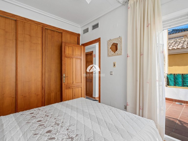 Villa for Sale in Lo Crispin Algorfa - La Finca Golf, Alicante 17