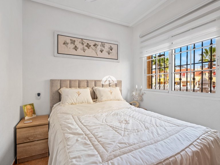 Villa for Sale in Lo Crispin Algorfa - La Finca Golf, Alicante 19