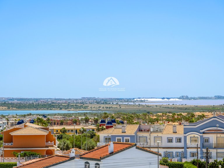 Villa for Sale in Ciudad Quesada - Rojales Rojales - Ciudad Quesada, Alicante 2