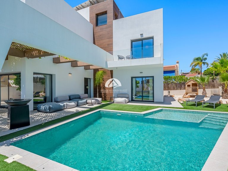 Villa for Sale in Ciudad Quesada - Rojales Rojales - Ciudad Quesada, Alicante 3