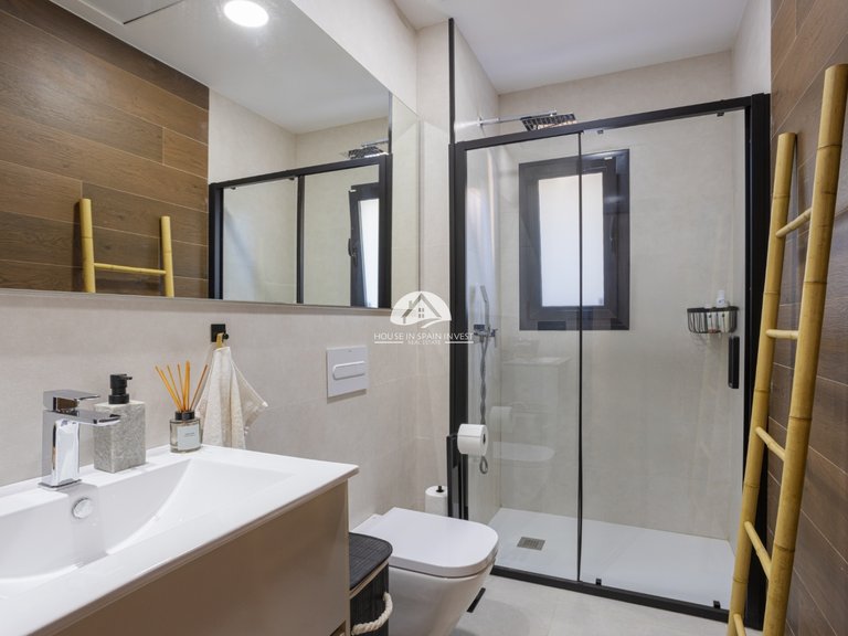 Villa for Sale in Ciudad Quesada - Rojales Rojales - Ciudad Quesada, Alicante 26
